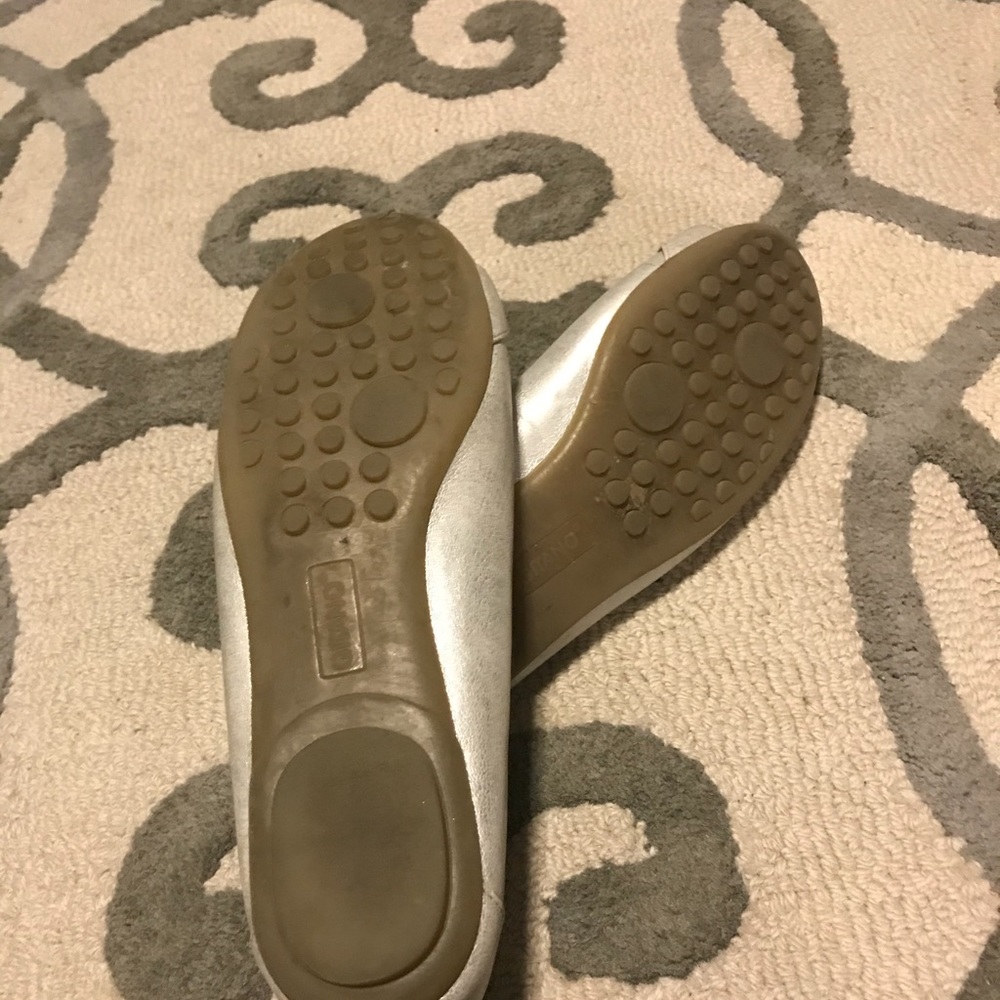 Shoes - Picture 2 of 2
